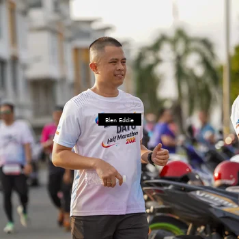 Runner Photo 7839743