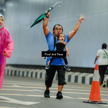Runner Photo 7839844