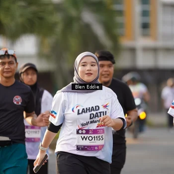 Runner Photo 7839955