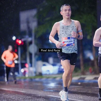 Runner Photo 7839982