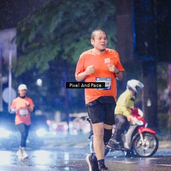 Runner Photo 7840003