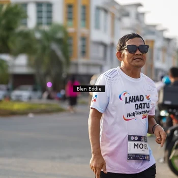 Runner Photo 7840047