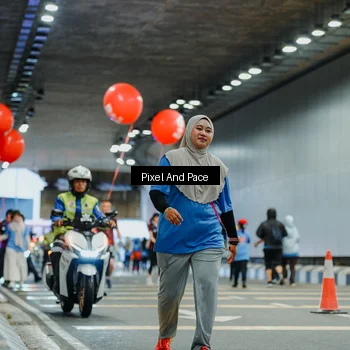 Runner Photo 7840081