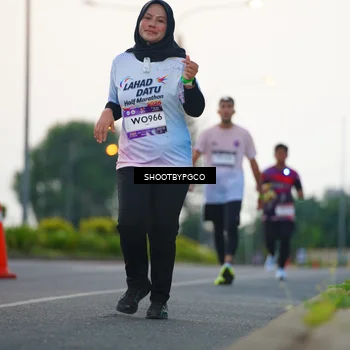 Runner Photo 7840108