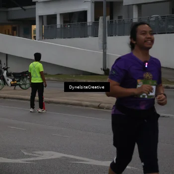 Runner Photo 7840117