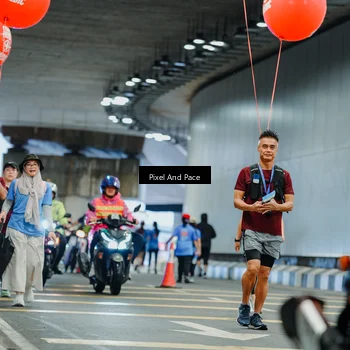 Runner Photo 7840142