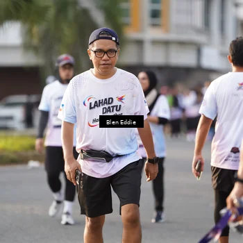 Runner Photo 7840177