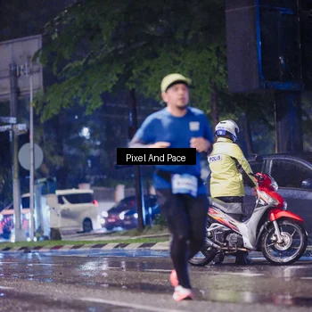 Runner Photo 7840247