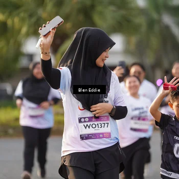 Runner Photo 7840279