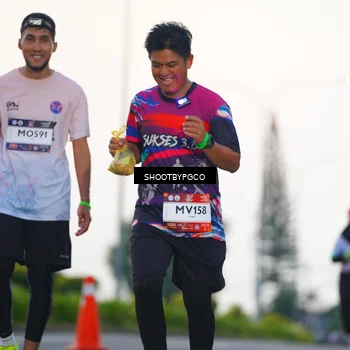 Runner Photo 7840283