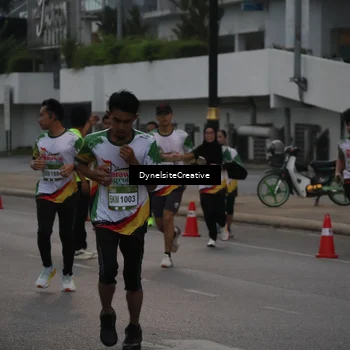 Runner Photo 7840323