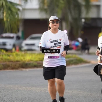 Runner Photo 7840334