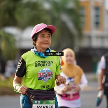 Runner Photo 7840344