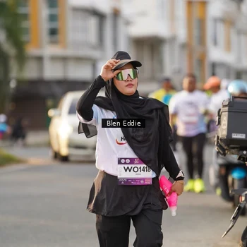 Runner Photo 7840393