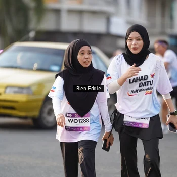 Runner Photo 7840435