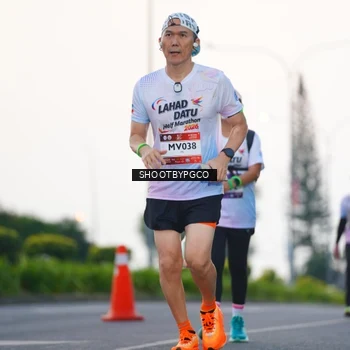 Runner Photo 7840443
