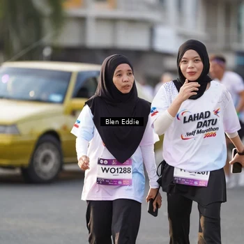 Runner Photo 7840451