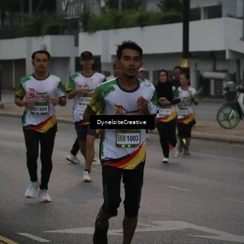 Runner Photo 7840465