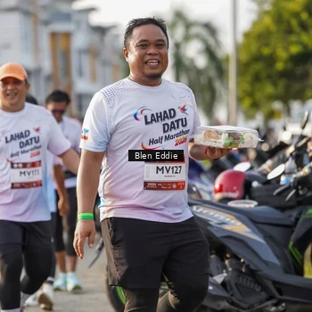 Runner Photo 7840471
