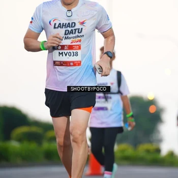 Runner Photo 7840500