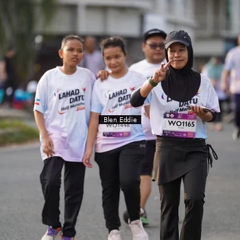 Runner Photo 7840552