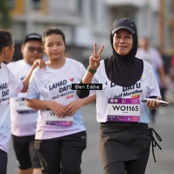 Runner Photo 7840573
