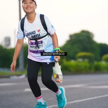 Runner Photo 7840584