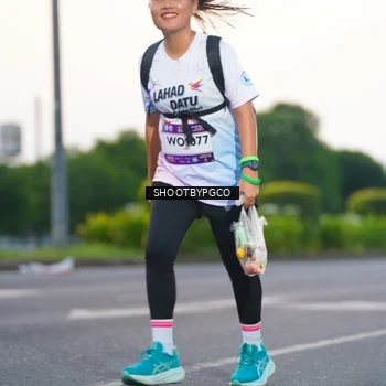 Runner Photo 7840598