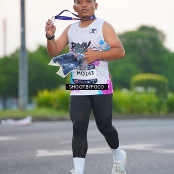 Runner Photo 7840655