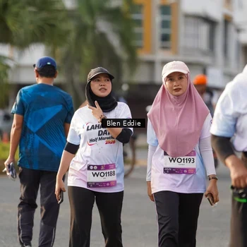 Runner Photo 7840665