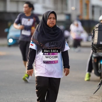 Runner Photo 7840693