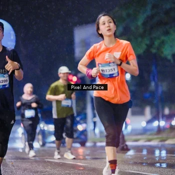 Runner Photo 7840706