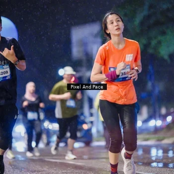 Runner Photo 7840708