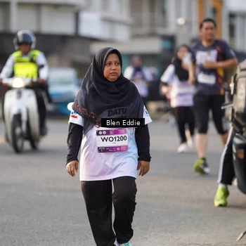 Runner Photo 7840709