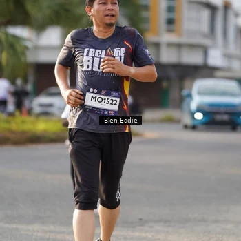 Runner Photo 7840715