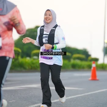 Runner Photo 7840716
