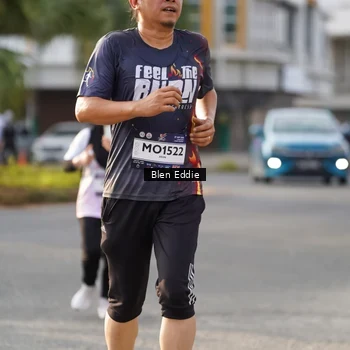 Runner Photo 7840728