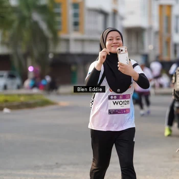 Runner Photo 7840733