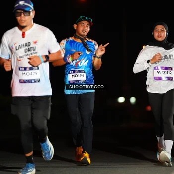 Runner Photo 7840735