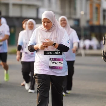 Runner Photo 7840748