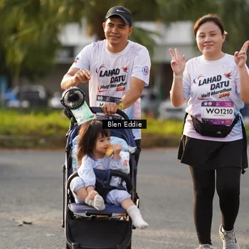 Runner Photo 7840751