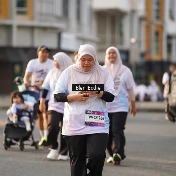 Runner Photo 7840764