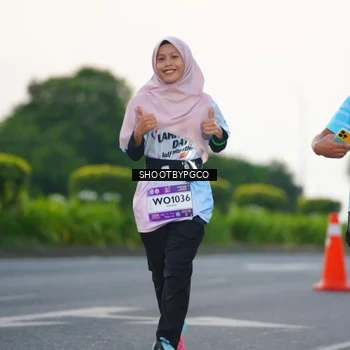 Runner Photo 7840772