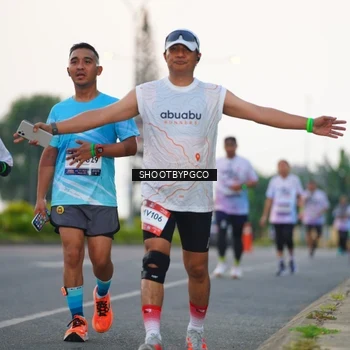 Runner Photo 7840773