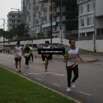 Runner Photo 7840774