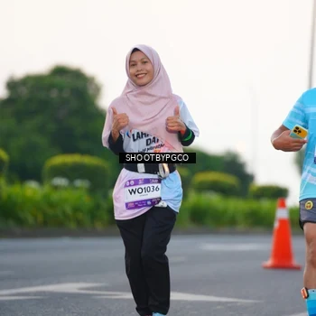 Runner Photo 7840792