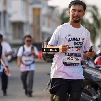 Runner Photo 7840796