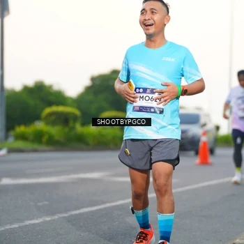 Runner Photo 7840817