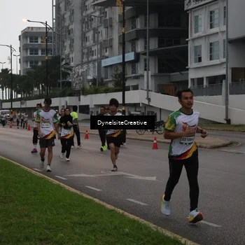 Runner Photo 7840819