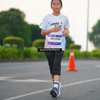 Runner Photo 7840844